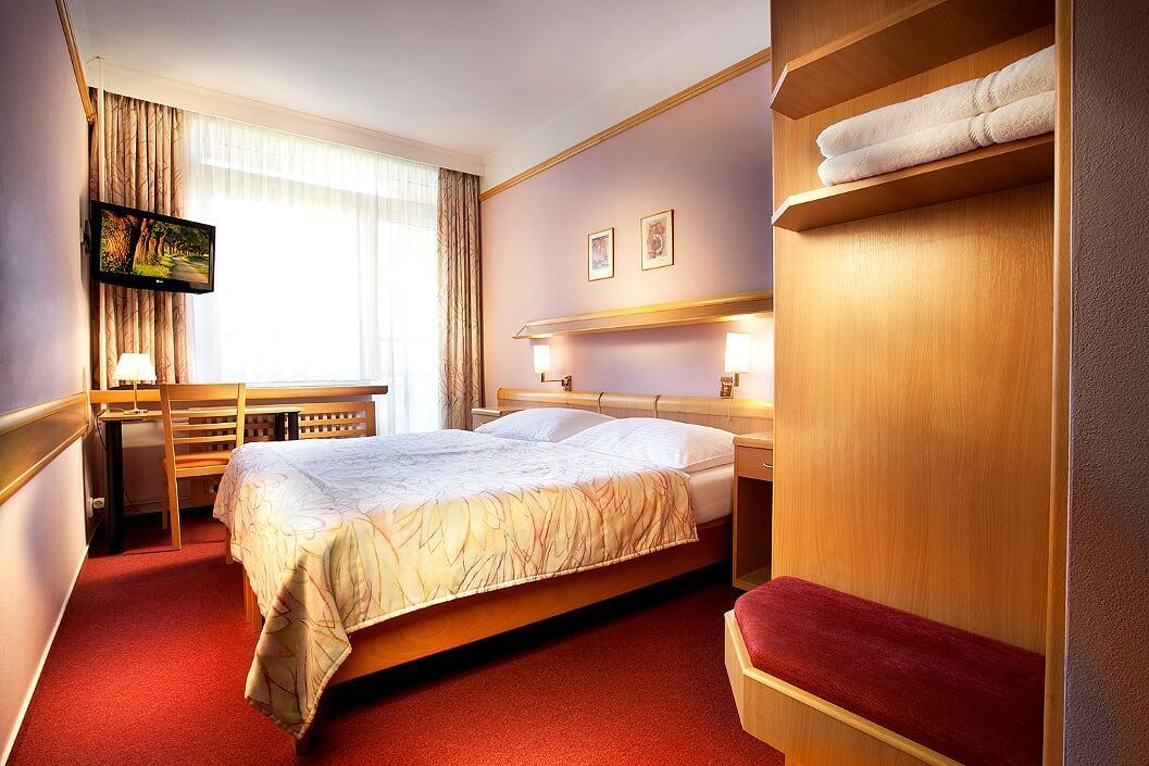 Hotel Akademie A Depandance Vila Jarmila Velké Bílovice Esterno foto